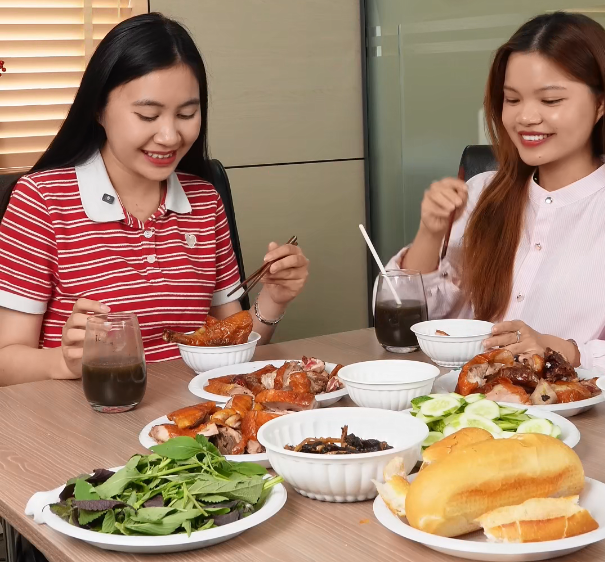Tiêu Hóa Khỏe Mạnh, Ăn Ngon Dễ Chịu Với Bột Lá Mơ