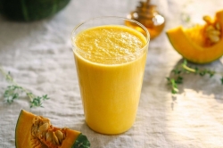 Bí đỏ bao nhiêu calo? Ăn bí đỏ giảm cân hay tăng cân?