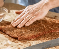 Cách Dùng Bột Tiêu Đen Nguyên Chất Đúng Cách