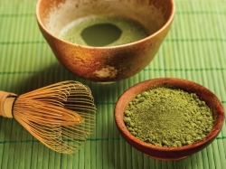 Chia sẻ cách sử dụng bột diếp cá trị mụn tốt nhất