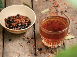 Mách cách uống trà gạo lứt đậu đen vừa khoẻ vừa đẹp
