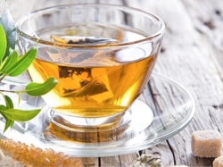 Tác dụng của trà đinh lăng | Uống nhiều có tốt không?